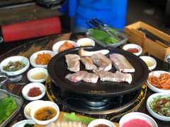 -Dombe豚(黑猪肉街店)