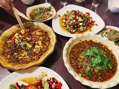红烧牛脊髓-百年粉蒸牛肉
