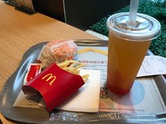 -麦当劳(南京路2店)