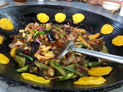 -咊记茅草棚柴火鸡(乌当店)