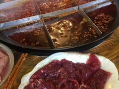 -岗上渣渣老火锅(两路口店)