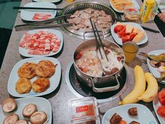 -金滏山烤肉·海鲜·火锅自助餐厅(襄阳万达店)