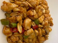 宫保鸡丁-東城故事·尋找姆媽的味道(玉兰路店)