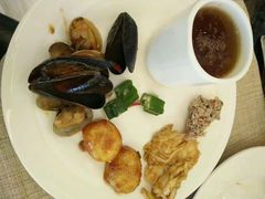 -东方红海鲜百汇(国际大厦店)