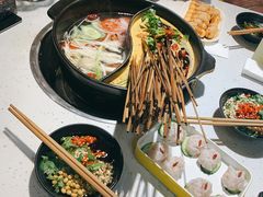 -钢管厂五区小郡肝串串香(奥克斯广场锦城万达店)