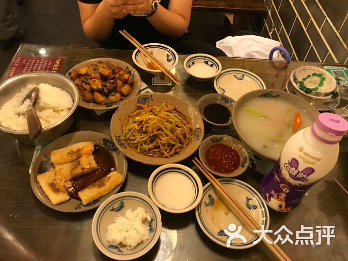 成都师徒情人民食堂图片