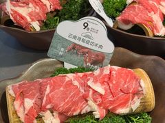 -楠小云·云南鲜牛野生菌自助火锅(九眼桥店)