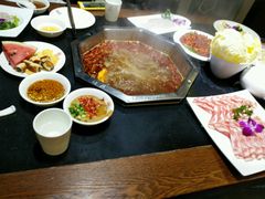 -重庆德庄火锅(体育中心店)