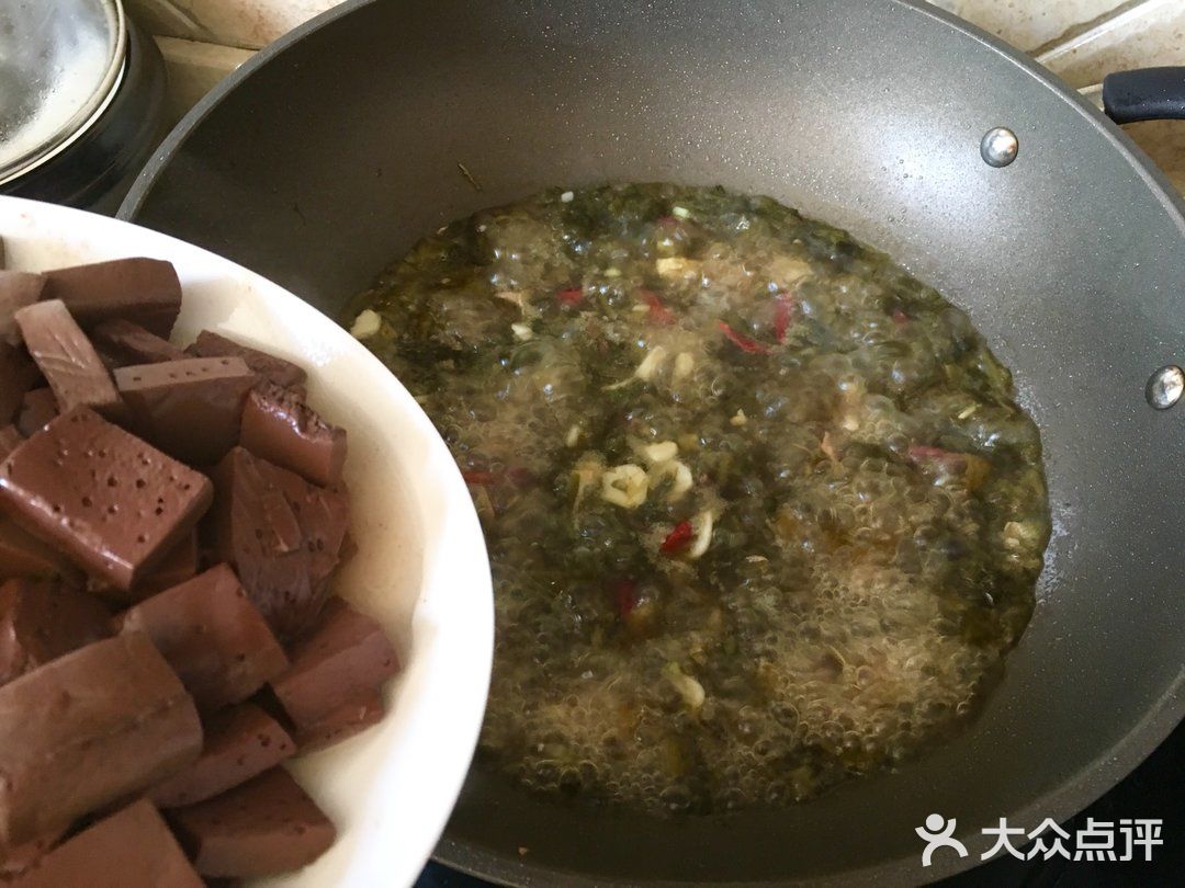 夏日懒人一锅煮料理之肉片鸭血汤