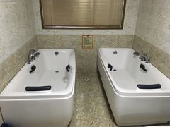 -克什克腾旗蓝天温泉大酒店