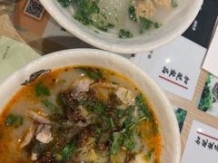 -凯峰鱼汤米线(金利達店)