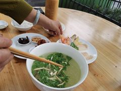 -德致祥云南过桥米线(云天小苑店)