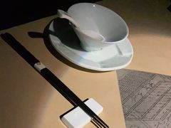 -穹六人间 people 6(岳阳路店)