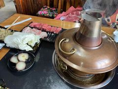 -果松木炭酸菜铜火锅·外婆参鸡汤