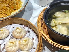 -馋三尺蟹粉小笼(人民广场店)