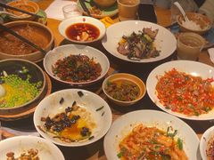 -吃饭皇帝大土家民族菜(正大广场店)