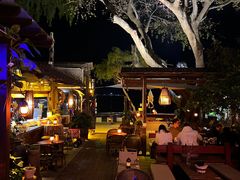 -城墙外BAR