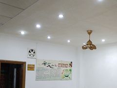 -15年老字号鑫鑫猪肚鸡·椰子鸡海南火锅(兴隆华侨农场店)