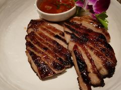 招牌炭烧猪颈肉-金椰壳· 大厨新加坡菜(壹方城店)
