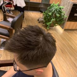 -Mentor Hair Salon