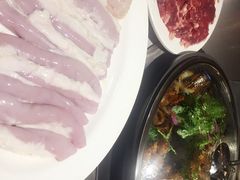-胡须佬鸡煲四季火锅店(石厦西村直营店)