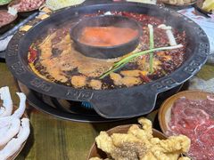 -黄潇洒老火锅(九眼桥宏济巷店)