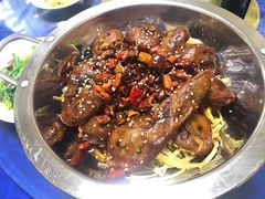 干锅鸭头-东北饺子王(港澳广场购物中心店)