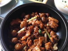 板栗烧鸡-北京水岸山吧度假村(雁栖镇店)