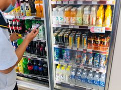 -全家便利店(莲花池东路店)