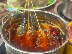 -四囍码头海鲜烧烤自助火锅(外滩南京东路悦荟广场店)