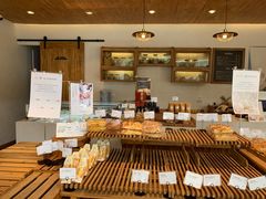 面包甜点陈列柜-那家面包房(珠江路店)