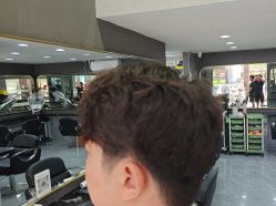 点击看大图 -青丝锦美发沙龙