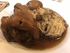 豬腳面線-阿水狮猪脚大王(台中公园店)