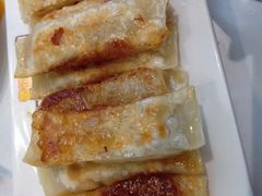京味锅贴-黄记煌三汁焖锅(镇江苏宁广场店)