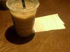 -星巴克(静安嘉里中心B2店)