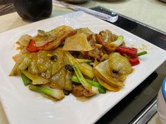 -粤盛海鲜平价店(洛溪食街店)