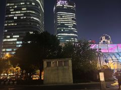 -上海世纪汇广场