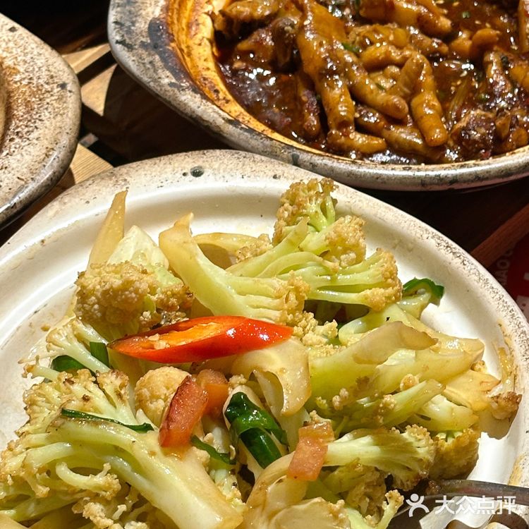 汕头🤔️人均2️⃣0️⃣的烟火气小店-罗小葱砂锅