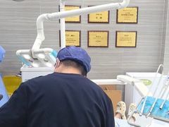 -上海仁爱医院口腔科 · 种植