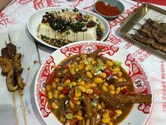 -老班长·小龙虾·鲜货烧烤大排档(金街美地店)