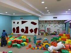 -乐悠游亲子游泳俱乐部