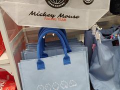 -名创优品(山东青岛华润万象城店)