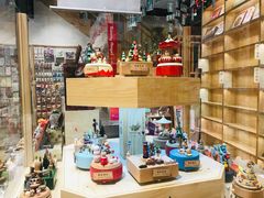 -猫的天空之城概念书店(杭州南宋御街店)