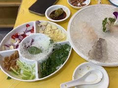 -官塘陈记鱼生·潮汕砂锅粥·牛肉火锅(潮枫路总店)