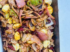 -老东镇啤酒屋海鲜加工·蒸汽海鲜·海鲜烧烤(台东店)