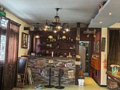 -小草屋轰趴馆别墅派对新场团建家庭聚会