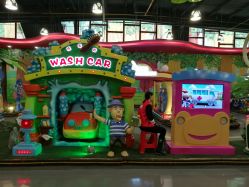 -维佳童话镇演出现场(徐东店)