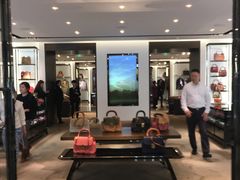 -BURBERRY(上海港汇恒隆广场店)
