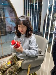 -BULB STUDIO 巴柏明星发型工作室