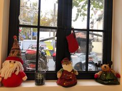 -Fridi Patisserie Cafe